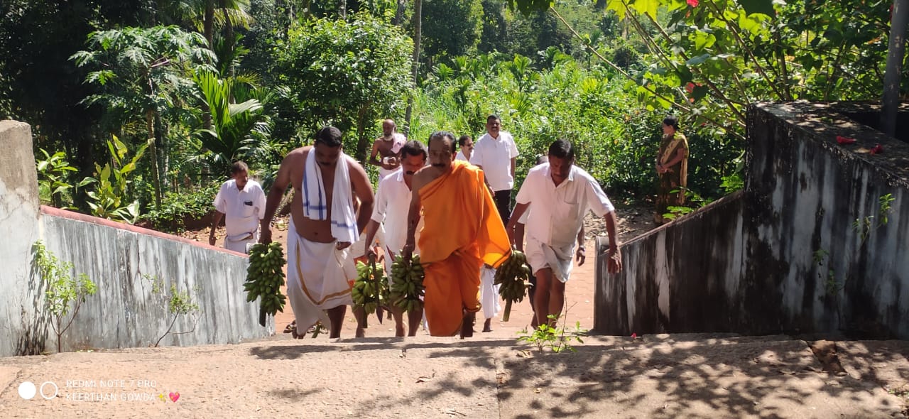 ಸುಳ್ಯ: ಐವರ್ನಾಡು ಶ್ರೀ ಪಂಚಲಿಗೇಶ್ವರ ದೇವಸ್ಥಾನ ಜಾತ್ರೋತ್ಸವ  ಗೊನೆ ಮೂಹೂರ್ತ 