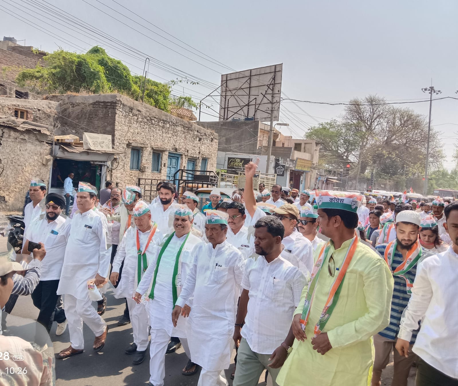 ವಿಜಯಪುರ : ಪಾದಯಾತ್ರೆ ಹಾಗೂ ಪ್ರಚಾರ ಸಭೆಗೆ ಆಲಗೂರ್ ಚಾಲನೆ