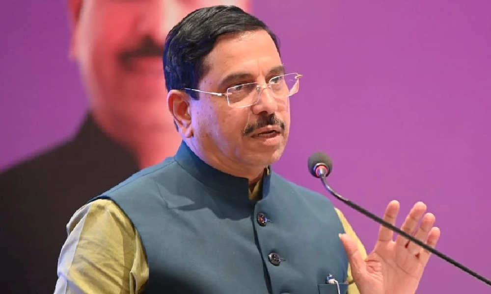ಹುಬ್ಬಳ್ಳಿ: ಇನ್ನೂ 10 ವರ್ಷ ಕಾಲ ಮೋದಿ ಆಡಳಿತ ಎಂದು IMF ಹೇಳಿದೆ;ಪ್ರಲ್ಹಾದ್‌ ಜೋಶಿ