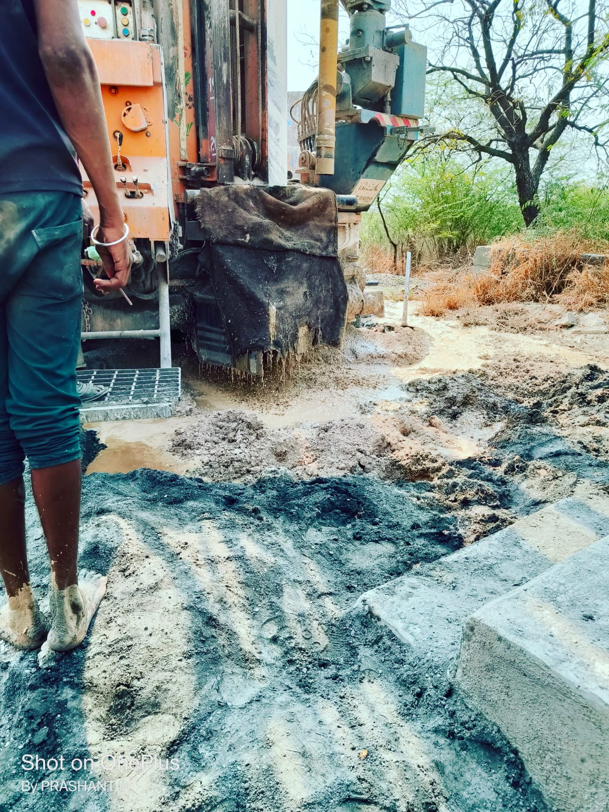 ಕಲಬುರಗಿ:ಕಂದಾಯ ಇಲಾಖೆಯಿಂದ ಬೋರ್ ವೇಲ್ ಕೊರೆಸಿ ನೀರಿನ ಹಾಹಾಕಾರ ತಪ್ಪಿಸಿದ ಅಧಿಕಾರಗಳು