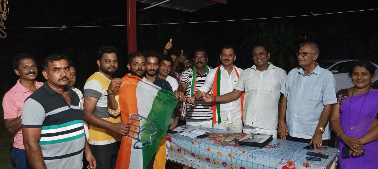 ಕಡಬ: ಬಿಳಿನೆಲೆ ವಲಯ ಕಾಂಗ್ರೆಸ್ ಸಭೆ| ಬಿಜೆಪಿ – ಜೆಡಿ(ಎಸ್)ನಿಂದ ಹಲವರು ಕಾಂಗ್ರೆಸ್ ಸೇರ್ಪಡೆ