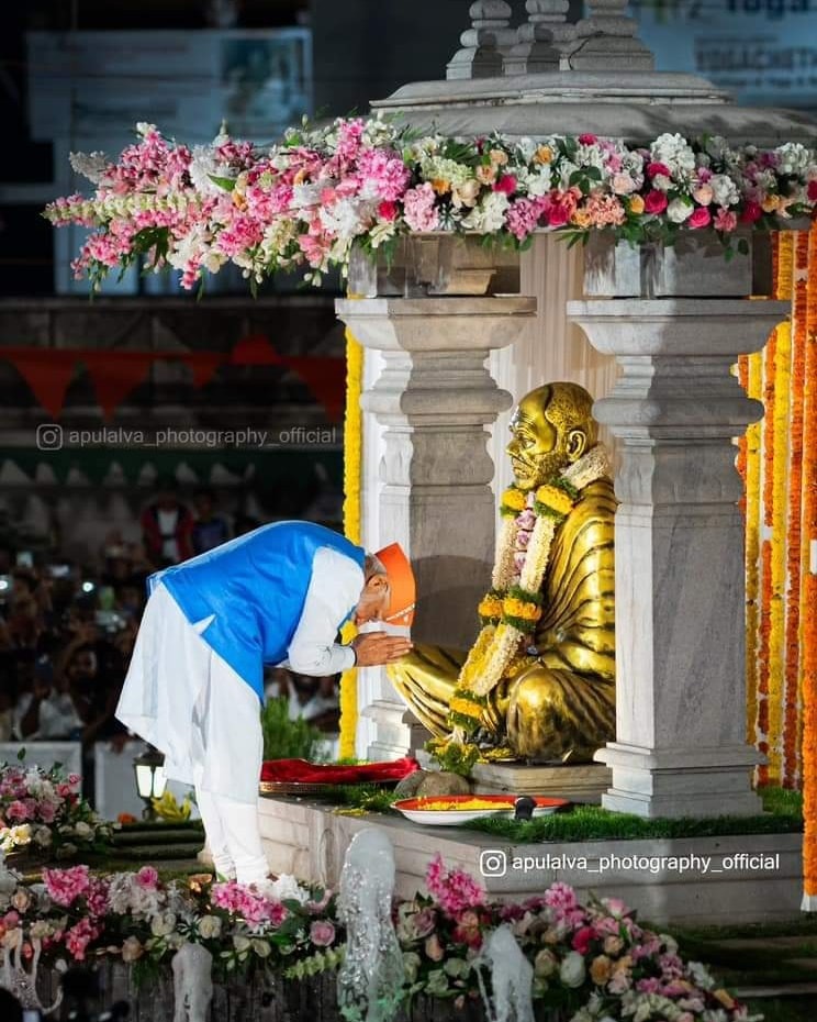 ಮಂಗಳೂರಿನಲ್ಲಿ ನಮೋ ಮೇನಿಯಾ| ರೋಡ್ ಶೋ ಮುಖಾಂತರ ಮತ ಪ್ರಚಾರ