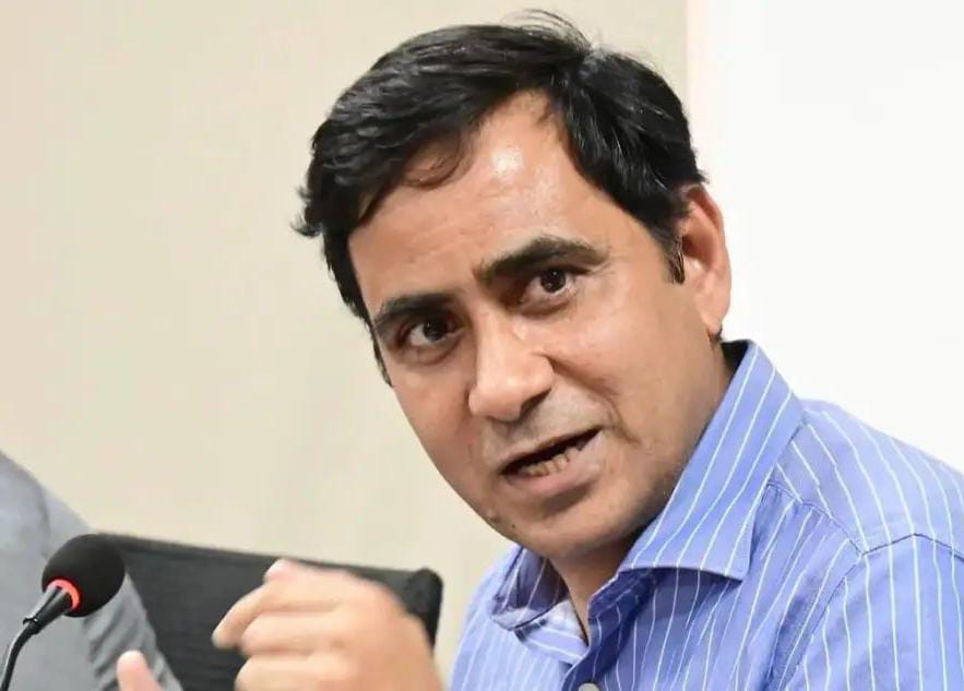 ಮತದಾನ‌ ದಿನ ರಜೆ ಕಂಪನಿಗಳು ನೀಡದಿದ್ದರೆ ಕಠಿಣ ಕ್ರಮ – ಮನೋಜ್ ಕುಮಾ ಮೀನಾ