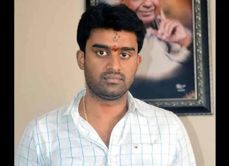 ಪ್ರಜ್ವಲ್ ರೇವಣ್ಣ ಬಳಿಕ ಸೂರಜ್ ಮೇಲೂ ಲೈಂಗಿಕ ಆರೋಪ| ಯುವಕನ ಮೇಲೆ ಅಸಹಜ‌ ಕಾಮಕೇಳಿ ನಡೆಸಿದ್ರಂತೆ ಎಂಎಲ್ ಸಿ ಸೂರಜ್ ರೇವಣ್ಣ!!