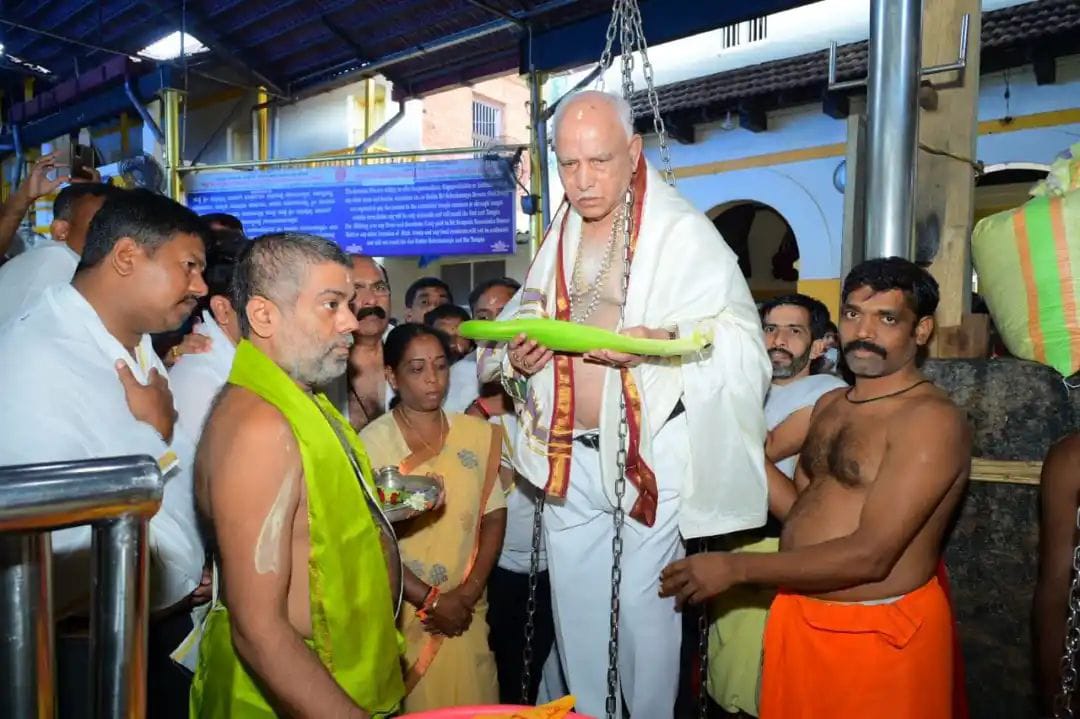 ಕುಕ್ಕೆ ಸುಬ್ರಹ್ಮಣ್ಯ: ನಾಣ್ಯಗಳಿಂದ ತುಲಾಭಾರ ನೆರವೇರಿಸಿದ ಮಾಜಿ ಸಿಎಂ ಯಡಿಯೂರಪ್ಪ