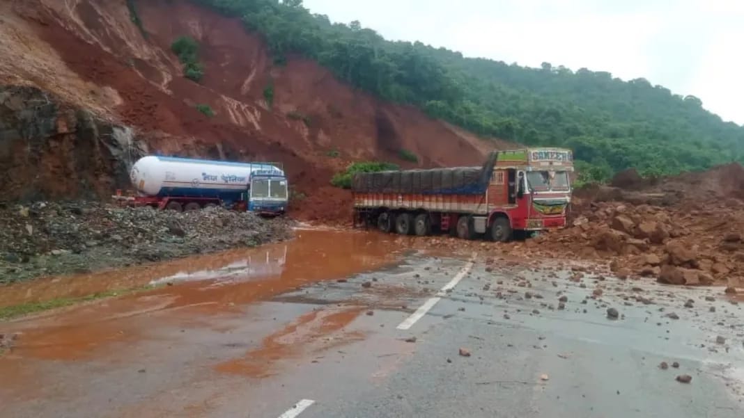 ಅಂಕೋಲಾ: ರಾ.ಹೆದ್ದಾರಿಯಲ್ಲಿ ಗುಡ್ಡ ಕುಸಿತ ಪ್ರಕರಣ| 7 ಮಂದಿ ದುರ್ಮರಣ