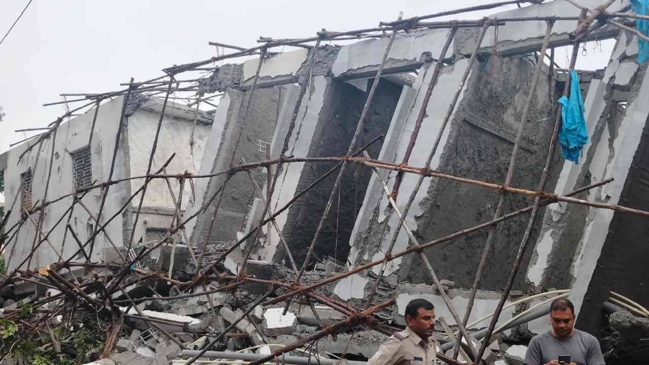 ಬೆಂಗಳೂರು: ನಿರ್ಮಾಣ ಹಂತದ ಕಟ್ಟಡ ಕುಸಿತ ಮೂವರ ಶವ ಹೊರಕ್ಕೆ.. ಮುಂದುವರೆದ ಕಾರ್ಯಾಚರಣೆ