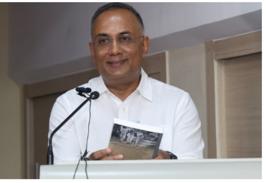 ಸಾವರ್ಕರ್ ಬ್ರಾಹ್ಮಣರಾಗಿದ್ದರೂ ಮಾಂಸಾಹಾರಿಯಾಗಿದ್ದರು