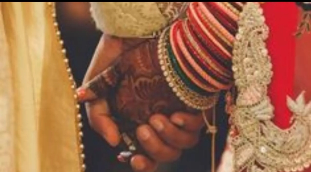 ಮನೆ ಮುಂದೆ ಕುಳಿತಿದ್ದ ನವ ವಿವಾಹಿತೆಗೆ ಗುಂಡಿಕ್ಕಿ ಬರ್ಬರ ಹತ್ಯೆ