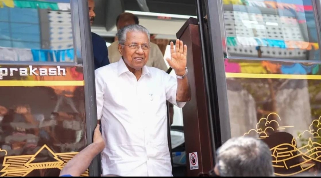 ಕೇರಳ ಸಿಎಂ ಪಿಣರಾಯಿ ವಿಜಯನ್ ಕಾರು ಸರಣಿ ಅಪಘಾತ