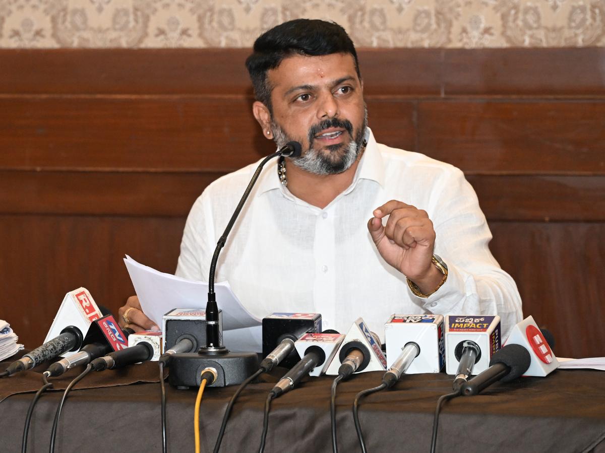 ಕರಾವಳಿಯನ್ನು ಕಡೆಗಣಿಸಿದ್ರೆ ಪ್ರತ್ಯೇಕ ವಿಧಾನಸೌಧ ಕಟ್ಟಿಸಿಕೊಂಡು ಮಾತಾಡುತ್ತೇವೆ| ವಿಧಾನ ಮಂಡಲ ಅಧಿವೇಶನದಲ್ಲಿ ಶಾಸಕ ಹರೀಶ್ ಪೂಂಜಾ ಆಕ್ರೋಶ