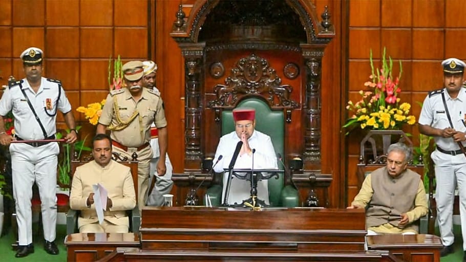 ರಾಜ್ಯ ವಿಧಾನಮಂಡಲ ಬಜೆಟ್ ಅಧಿವೇಶನ: ಸರ್ಕಾರದ ಕಾರ್ಯ ವೈಖರಿಗೆ ರಾಜ್ಯಪಾಲರ ಶ್ಲಾಘನೆ