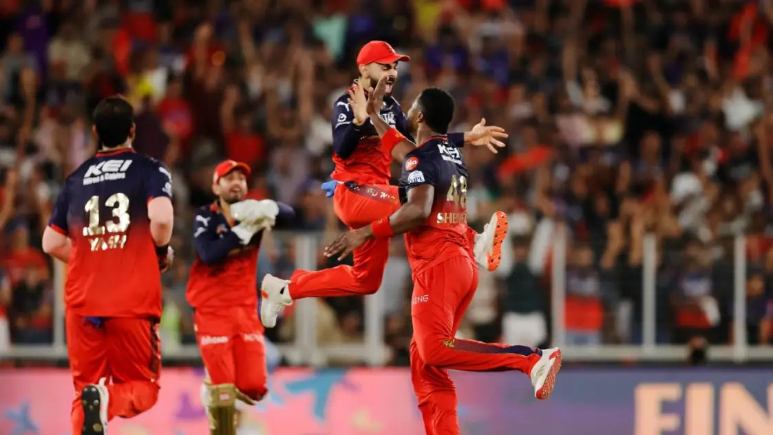 “ಈ ಸಲ‌ ಕಪ್‌‌ ನಮ್ದೇ”| 18 ವರ್ಷಗಳ ಬಳಿಕ ಚೊಚ್ಚಲ ಕಪ್‌ ಗೆದ್ದ ಆರ್ ಸಿಬಿ