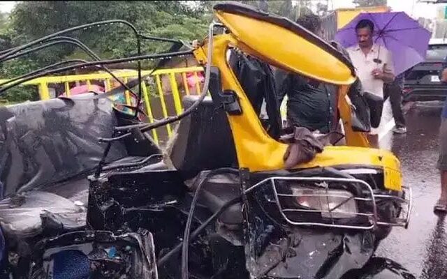 ಮಂಗಳೂರು: ಬಸ್ – ಆಟೊ ನಡುವೆ ಭೀಕರ ಅಪಘಾತ| ಮಗು ಸೇರಿ ಐವರು ಸ್ಥಳದಲ್ಲೇ ಸಾವು