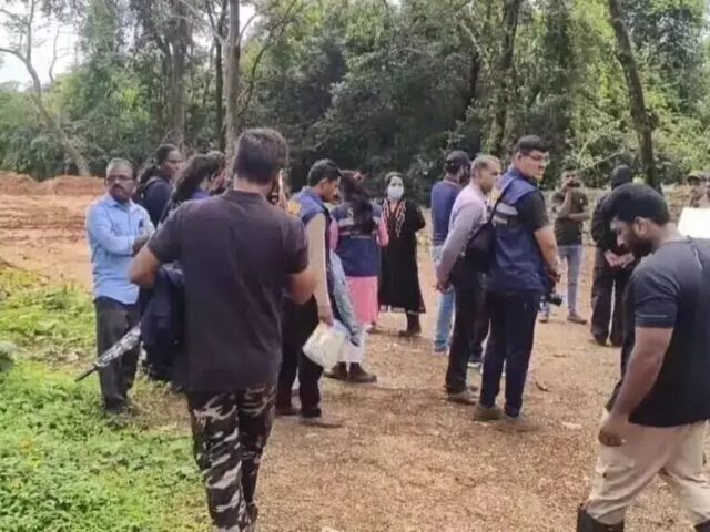 ಧರ್ಮಸ್ಥಳ ಬುರುಡೆ ಪ್ರಕರಣ| ಇಡೀ ಬಂಗ್ಲಗುಡ್ಡದಲ್ಲಿ ಎಸ್ಐಟಿಯಿಂದ ಶೋಧ ಕಾರ್ಯಾಚರಣೆ ಆರಂಭ