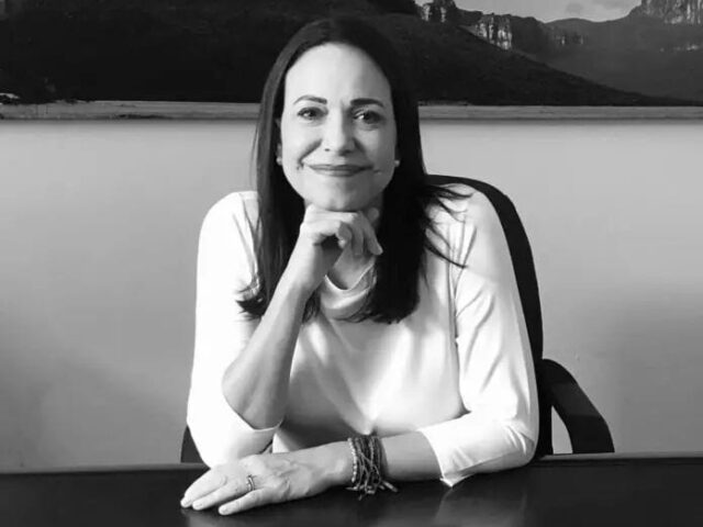 ವೆನೆಜುವೆಲಾದ ಮರಿಯಾ ಕೊರಿನಾಗೆ ನೊಬೆಲ್ ಶಾಂತಿ ಪುರಸ್ಕಾರ| ನನಸಾಗದ ಟ್ರಂಪ್ ಕನಸು