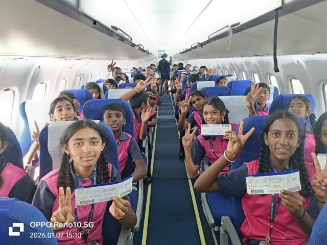 ಚಿಕ್ಕಮಗಳೂರು: ವಿಮಾನದಲ್ಲಿ ಶೈಕ್ಷಣಿಕ ಪ್ರವಾಸ: ಖಾಸಗಿ ಶಾಲೆಗಳಿಗೆ ಸೆಡ್ಡು ಹೊಡೆದು ನಿಂತ ಮುತ್ತಿಗೆಪುರ ಸರ್ಕಾರಿ ಶಾಲೆ