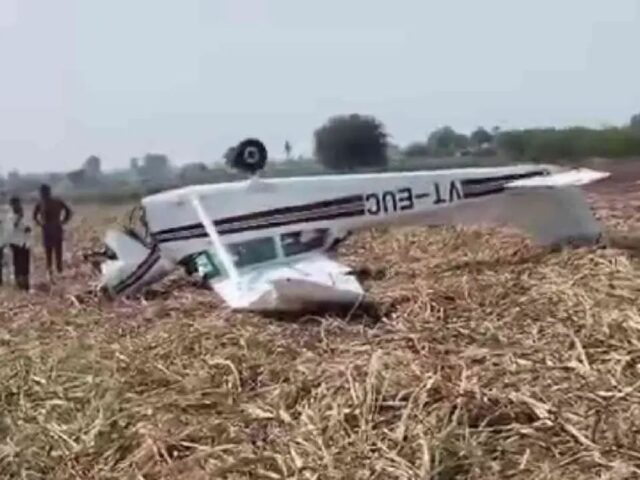 ವಿಜಯಪುರ: ಜೆಟ್ ವಿಮಾನ ಪತನ ; ಇಬ್ಬರು ಗಂಭೀರ