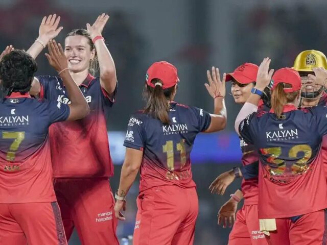 ಮಹಿಳಾ ಐಪಿಎಲ್ ಕ್ರಿಕೆಟ್| ಎರಡನೇ ಬಾರಿ ಟ್ರೋಫಿ ಗೆದ್ದ RCB ವನಿತೆಯರು