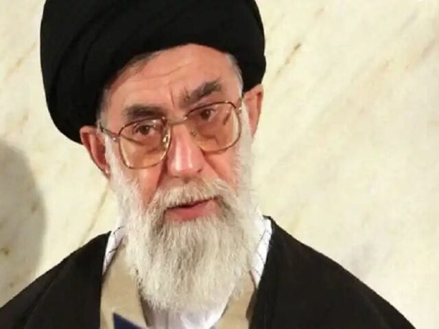 ಇಸ್ರೇಲ್ ದಾಳಿಗೆ ಖಮೇನಿ ಕುಟುಂಬ ಸಹಿತ ಹಲವರು ಸಾವು