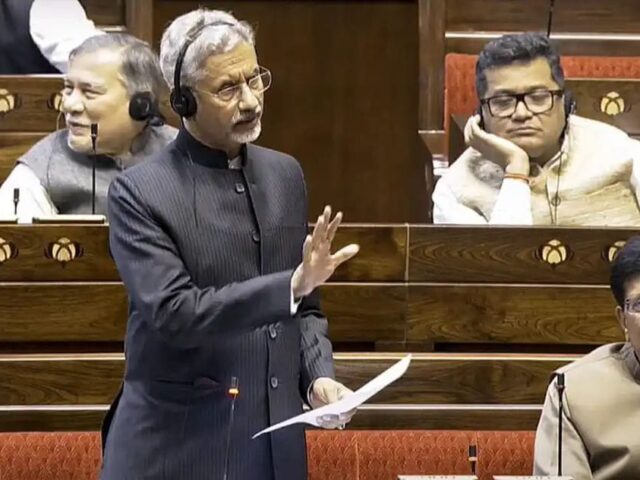 ಮಾತುಕತೆ ಮೂಲಕ ಯುದ್ಧ ನಿಲ್ಲಿಸಿ: ಭಾರತ ಕರೆ
