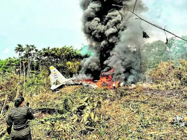 110 ಸೈನಿಕರನ್ನು ಕೊತ್ತೊಯ್ಯುತ್ತಿದ್ದ ಕೊಲಂಬಿಯಾದ ಮಿಲಿಟರಿ ವಿಮಾನ ಪತನ