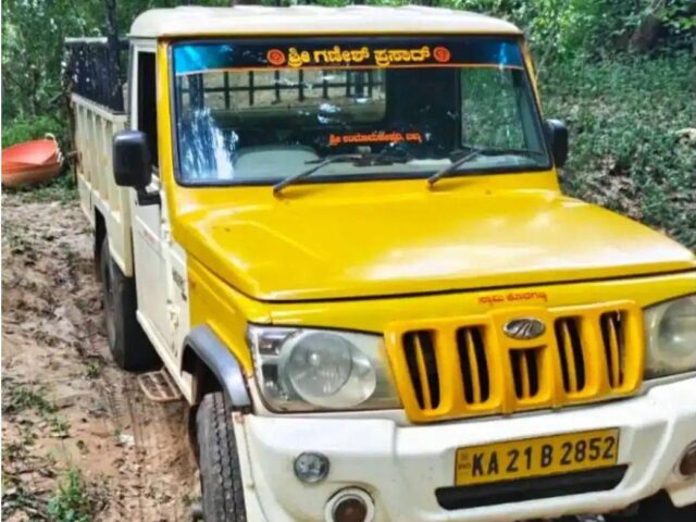 ಕಡಬ: ಅಕ್ರಮ ಮರಳುಗಾರಿಕೆ ಅಡ್ಡೆಗೆ ದಾಳಿ| ವಾಹನ ಸಹಿತ ಮೂವರು ಪೊಲೀಸ್ ವಶಕ್ಕೆ