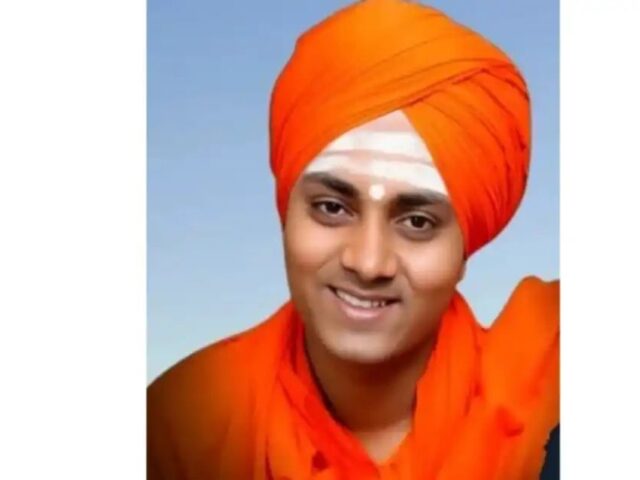 ಕೊಪ್ಪಳ ಗವಿಮಠ‌ ಗವಿಸಿದ್ದೇಶ್ವರ ಸ್ವಾಮಿಗಳಿಂದ ದಸರಾ ಉದ್ಘಾಟನೆ – ಸಿಎಂ