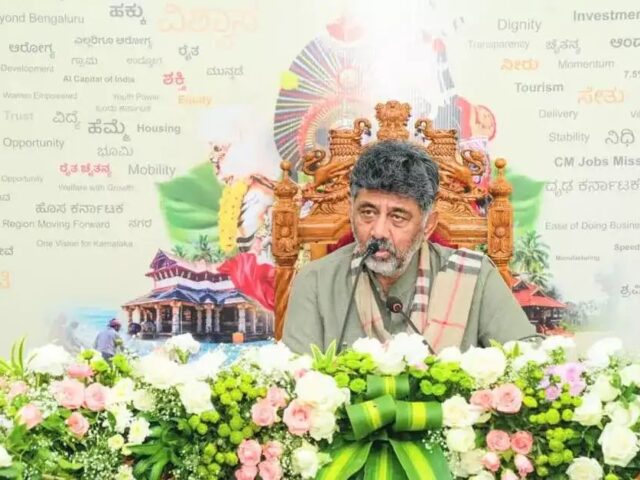 ತುಳುವಿಗೆ ಎರಡನೇ ರಾಜ್ಯ ಭಾಷೆ ಮಾನ್ಯತೆ; ಮಂದಿರ ಮಸೀದಿಗಳಿಗೆ ಅನುದಾನ| ದ.ಕ ಜಿಲ್ಲೆಯ ಮರುನಾಮಕರಣಕ್ಕೆ ಅಭಿಪ್ರಾಯ ಸಂಗ್ರಹ| ಸಚಿವ ಸಂಪುಟ ಸಭೆಯಲ್ಲಿ ಹಲವು ಮಹತ್ವದ ತೀರ್ಮಾನ